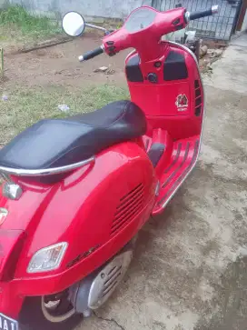Vespa GTS mahar barter motor atau mobil