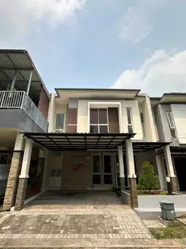 Rumah 2 Lantai Siap Huni jarang ada Royal Blossom The Green BSD