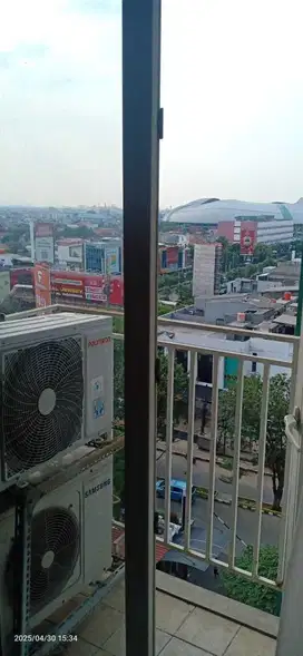 Jual BU Apartemen Center Point Bekasi 2BR Hoek Semi Furnish Lantai 10