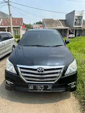 Toyota Kijang Innova 2015 Bensin