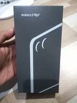 Dijual Samsung Z Flip7 512gb