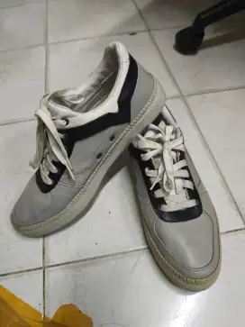 Sepatu merk diesel original
