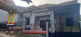 Rumah Semi Villa 2 lantai Lokasi Kota Batu Junrejo