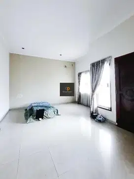 Dijual Rumah 2lt di Cideng, JakPus, Belakang Maxx Coffee, Strategis
