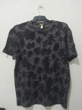 Kaos H&M Full Print Unisex