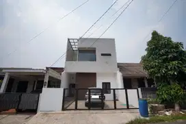 Jual Rumah Strategis 3 Lantai dekat Terminal Sawangan Siap KPR J-12212