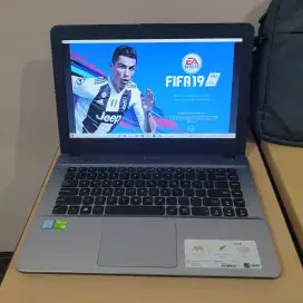 ASUS VIVOBOOK BIG - I3 6006U | NVIDIA MX110 - 12GB - 256GB