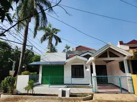 Rumah LT 150 Hadap Utara dekat Grand Mall Bekasi Dibantu KPR J-23337