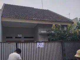 Jual Rumah Murah 10 Menit ke Stasiun Bojong Gede Hadap Utara J-18086