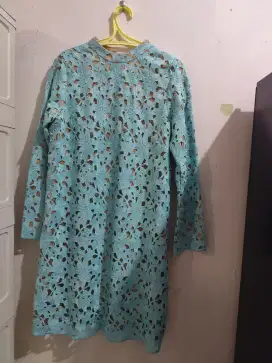 Kebaya tunik modern