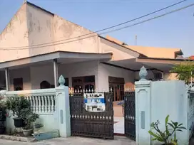 Dijual Rumah Strategis dekat Stasiun Klender Baru Siap KPR J-18693