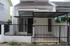 Jual Rumah 2 Lantai Strategis dekat Margo city Depok Bisa KPR J-18078