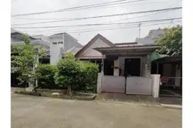 Rumah Minimalis 2 Lantai Dekat ke Pasar Segar Depok Siap KPR J-16762