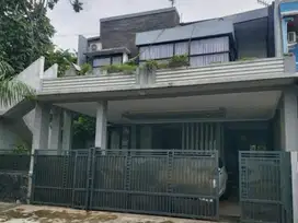 Dijual Rumah Minimalis dekat Pasar Modern BSD City Siap KPR J-20887