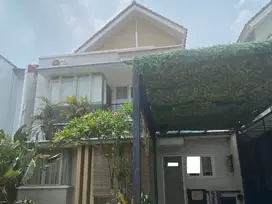 Jual Rumah Strategis di De Latinos Lavintage Serpong Siap KPR J-20881