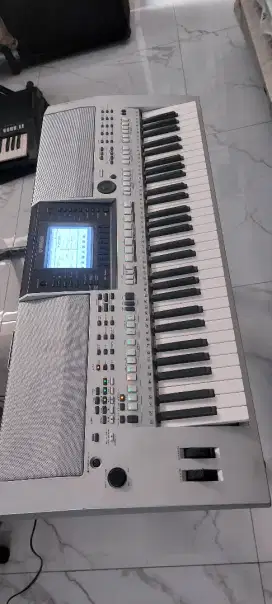 Keyboard yamaha Psr S 900