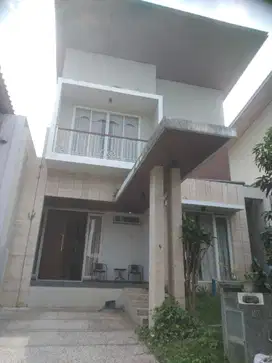 Dijual Rumah Modern Di Ijen Nirwana Klojen Malang