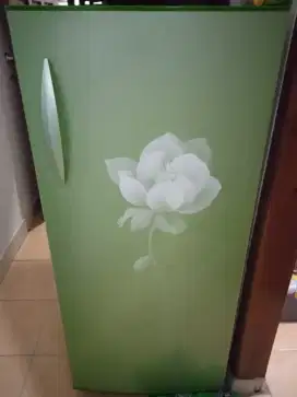 Di jual 2 Kulkas merek panasonic