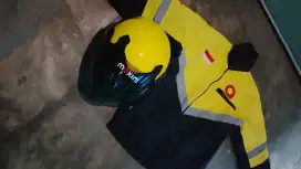 Jaket Dan helm maxxim ORI dari kantor