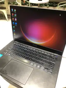 Laptop MSI Modern 14 Intel Core i3 8/256gb