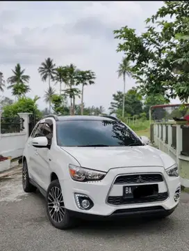 Mitsubishi Outlander 2015 Bensin