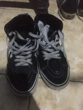 Sepatu vans sk8