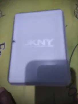 jam tangan DKNY