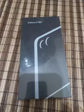 DIJUAL SAMSUNG GALAXY Z FLIP 7 RAM 12/512GB