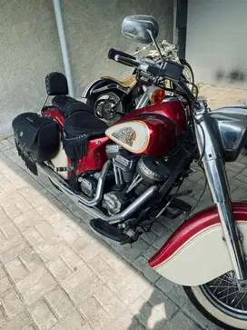 Indian chief roadmaster 2003,softail,roadking
