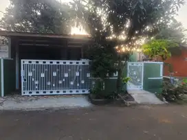Rumah Luas 7 Menit ke SMA Al Azhar Grand Depok City Siap Nego J-17919