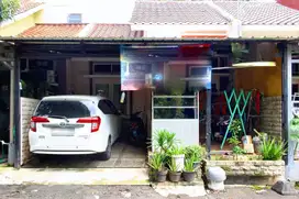 Rumah 1 Lt Strategis 10 Menit ke Pintu Tol Kukusan 1 Dibantu KPR J-271
