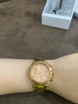 jam guess wanita bekas like new