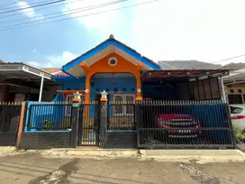 Jual Rumah Strategis 10 Mnt ke Stasiun Depok LT 90 Hadap Timur J-23464