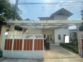 Rumah LT 200 Asri di Depok 10 Menit ke Stasiun UI Hadap Timur J-26075