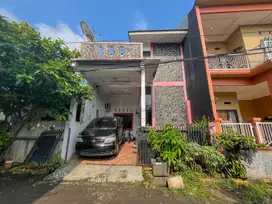 Rumah Strategis Dekat Sekolah dan RS di Depok 2 Lt Dibantu KPR J-22369