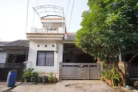 Rumah Hadap Selatan 6 Kamar Tidur 9 Menit ke Gerbang Jababeka J-23946
