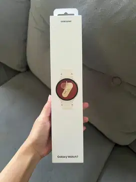 Samsung Galaxy watch 7 New