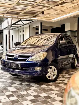 Toyota Kijang Innova G 2.0 AT Matic Bensin 2005 Siap Pakai