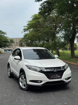 Honda Hrv E Cvt Matic 2017 Km Low Tangan Pertama
