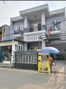 Jual rumah di Halim kobon pala jakarta timur