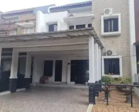 Rumah Cantik Siap Huni di Raffles Hills Cibubur Harga Nego