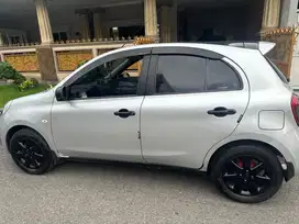 Nissan March 2012 Bensin