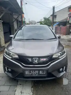Honda Jazz Rs sangat mulus dan terawat low km
