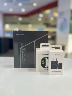 Galaxy ZFold 7 12/256 Free Galaxy Fit 3 & Adaptor Ori Samsung