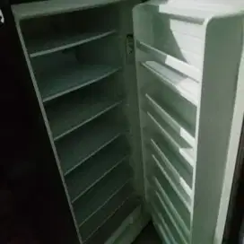 Freezer model kulkas dan etalase 1,5 meter