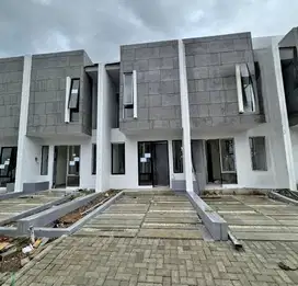 Rumah Siap Huni Di Kawasan Tallasa City Cluster Utopia