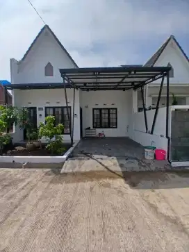 Rumah Grand Apple Bandung