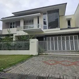 Rumah Royal Residence, Mewah, Siap Huni, Wiyung, Surabaya