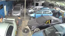 Bengkel cat mobil