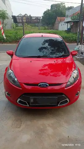 ford fiesta (2011)